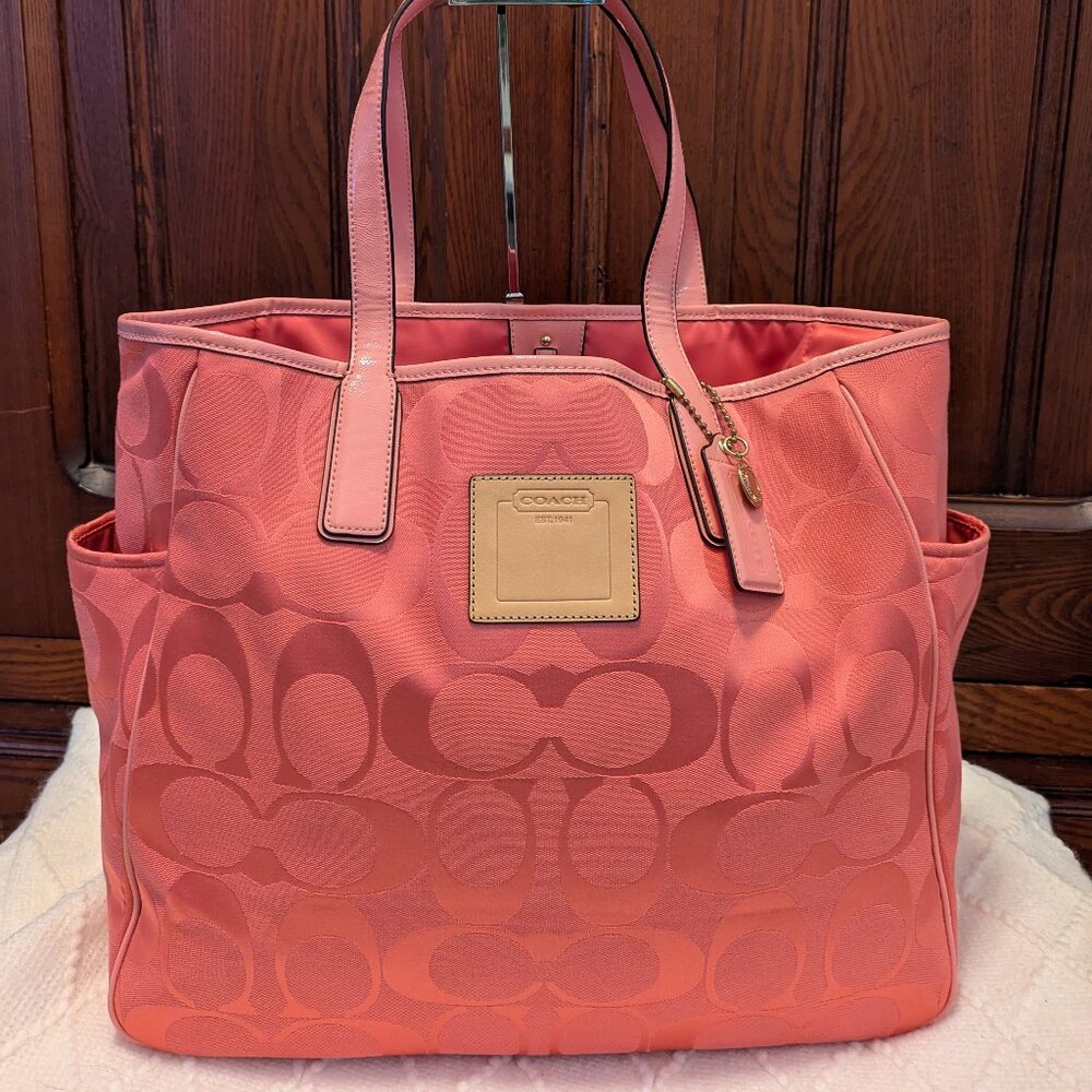 Coach Signature Pink large bag F22690